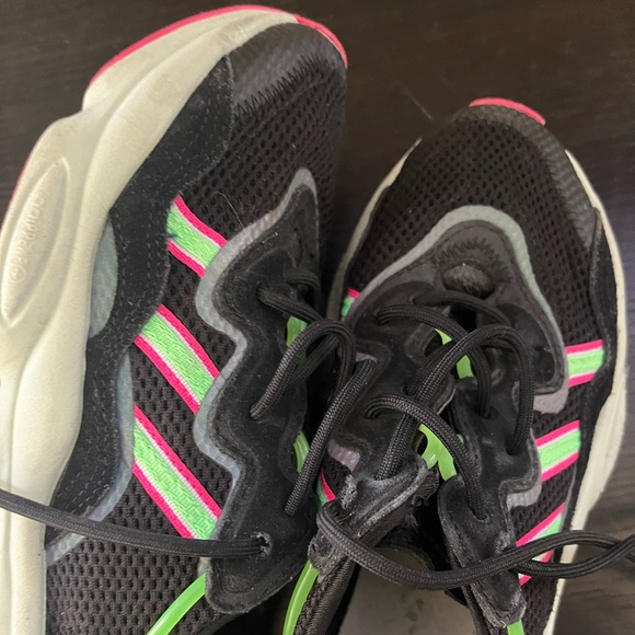 Adidas ozweegos - Picture 4 of 4
